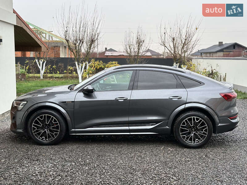 Позашляховик / Кросовер Audi e-tron S Sportback 2021 в Ужгороді фото 30 Позашляховик / Кросовер Audi e-tron S Sportback 2021 в Ужгороді