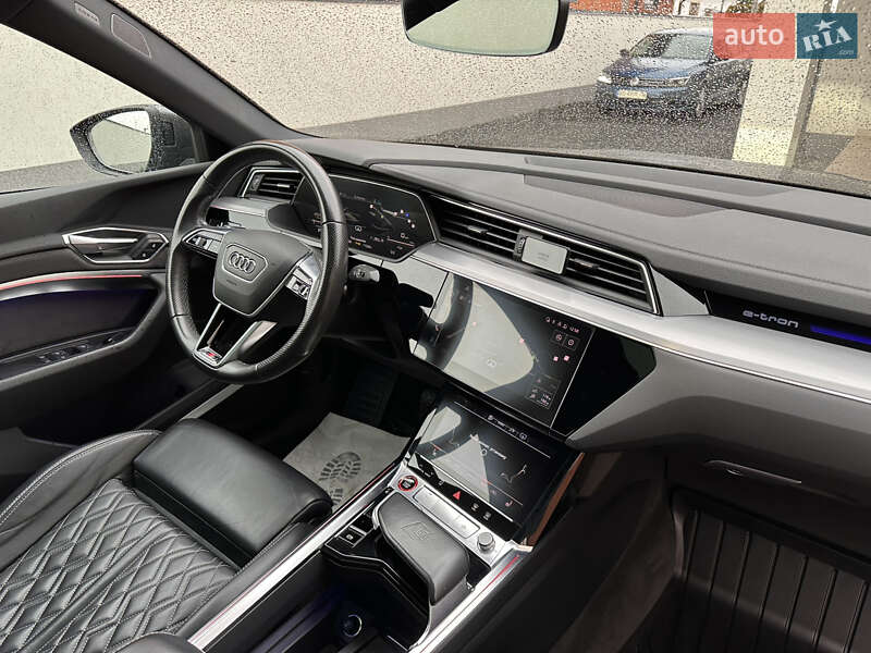 Позашляховик / Кросовер Audi e-tron S Sportback 2021 в Ужгороді фото 49 Позашляховик / Кросовер Audi e-tron S Sportback 2021 в Ужгороді