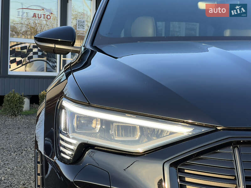 Позашляховик / Кросовер Audi e-tron S Sportback 2022 в Луцьку