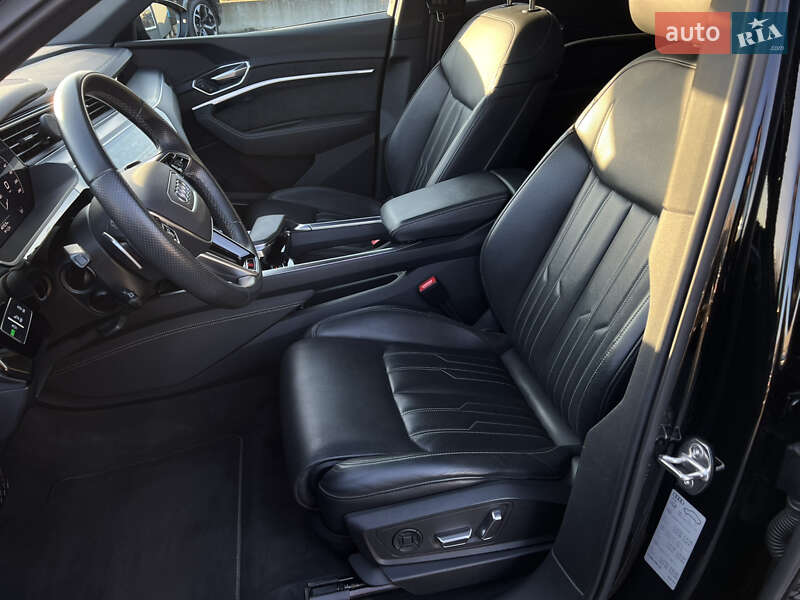 Позашляховик / Кросовер Audi e-tron S Sportback 2022 в Луцьку