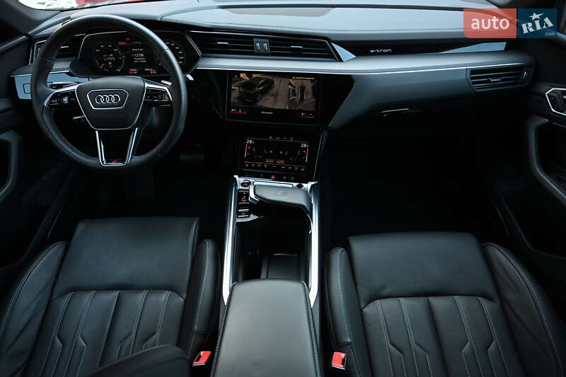 Позашляховик / Кросовер Audi e-tron S Sportback 2022 в Львові фото 6 Позашляховик / Кросовер Audi e-tron S Sportback 2022 в Львові