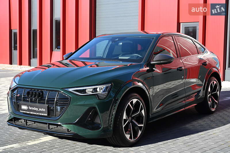 Позашляховик / Кросовер Audi e-tron S Sportback 2022 в Львові фото 24 Позашляховик / Кросовер Audi e-tron S Sportback 2022 в Львові