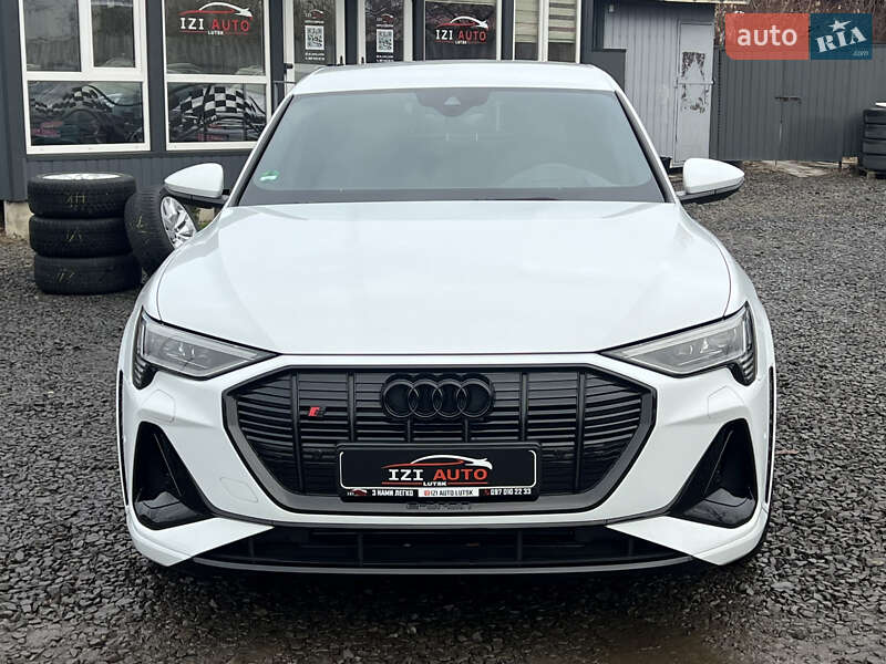 Позашляховик / Кросовер Audi e-tron S Sportback 2023 в Луцьку