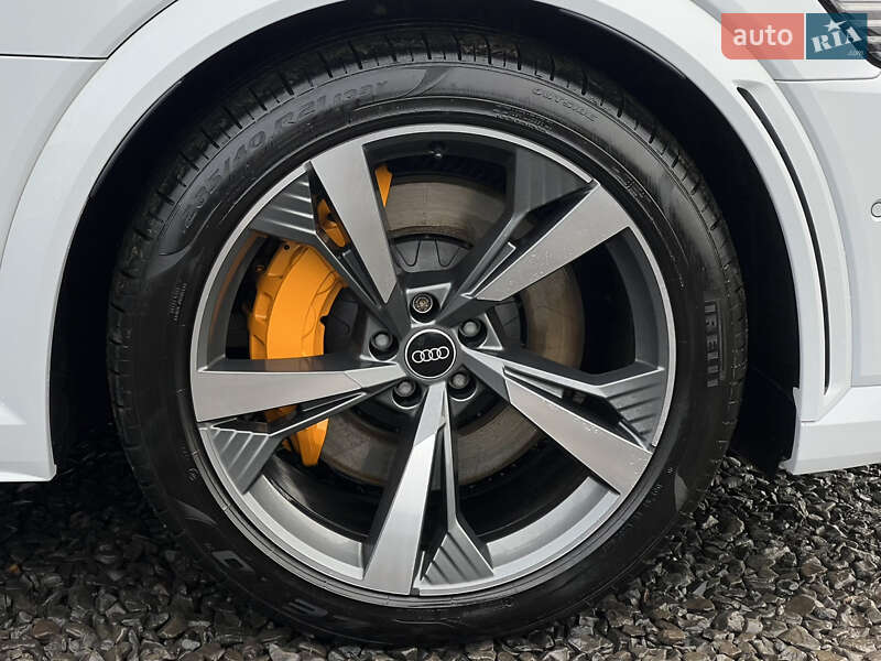 Позашляховик / Кросовер Audi e-tron S Sportback 2023 в Луцьку