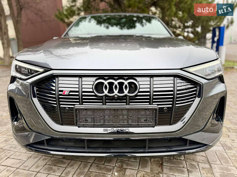 Внедорожник / Кроссовер Audi e-tron S Sportback 2022 в Днепре