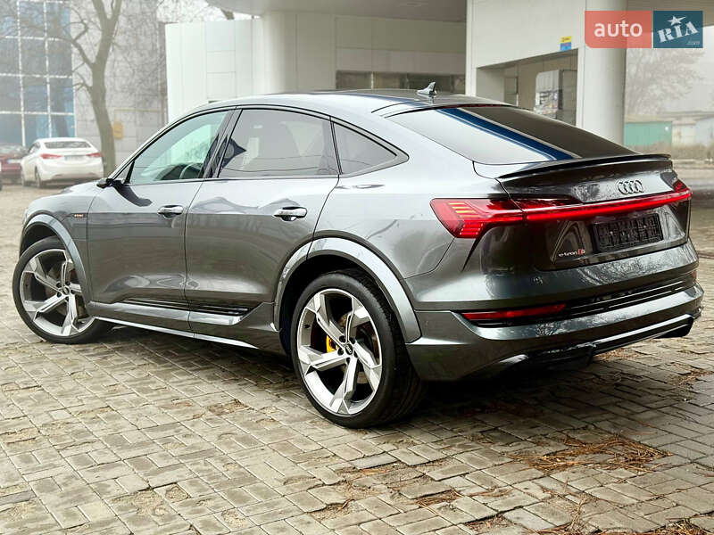 Внедорожник / Кроссовер Audi e-tron S Sportback 2022 в Днепре