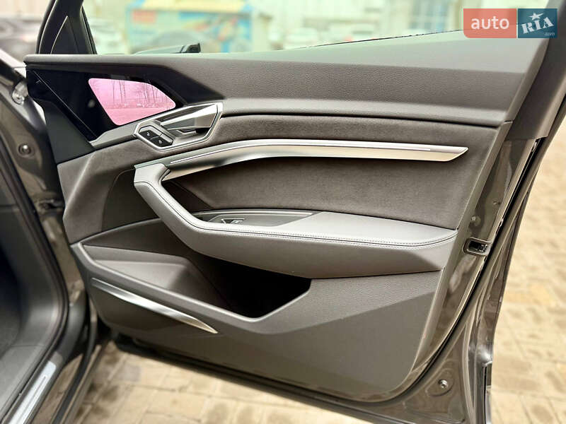 Внедорожник / Кроссовер Audi e-tron S Sportback 2022 в Днепре