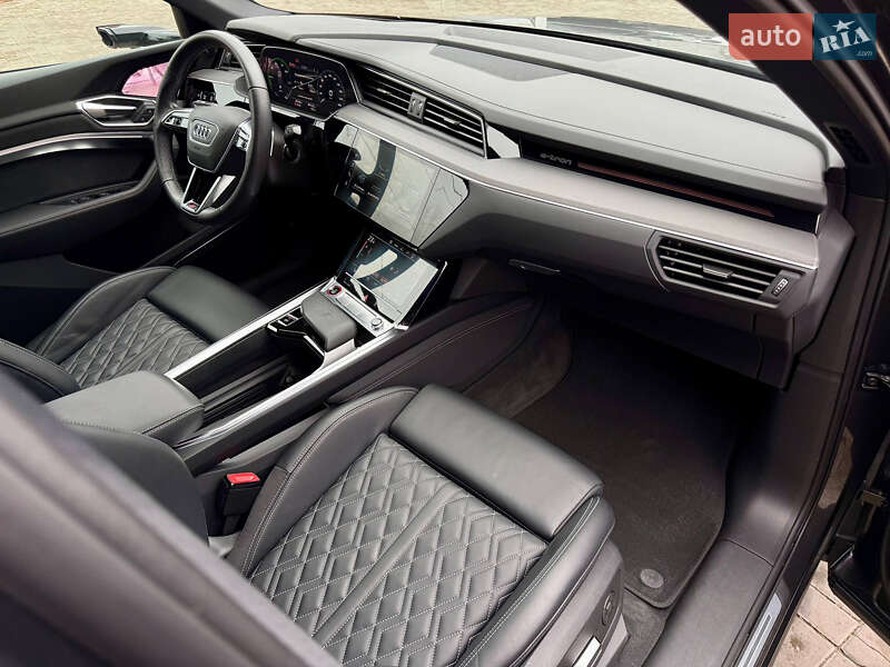 Внедорожник / Кроссовер Audi e-tron S Sportback 2022 в Днепре