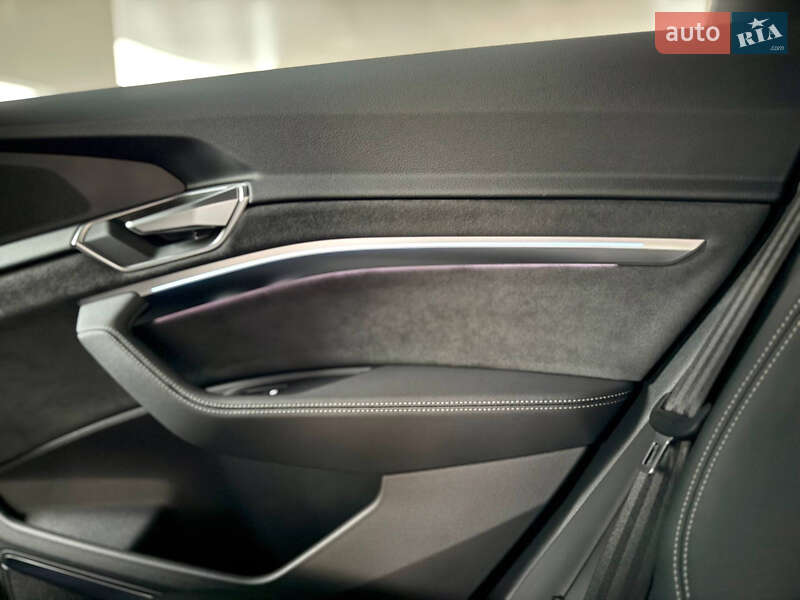 Внедорожник / Кроссовер Audi e-tron S Sportback 2022 в Днепре