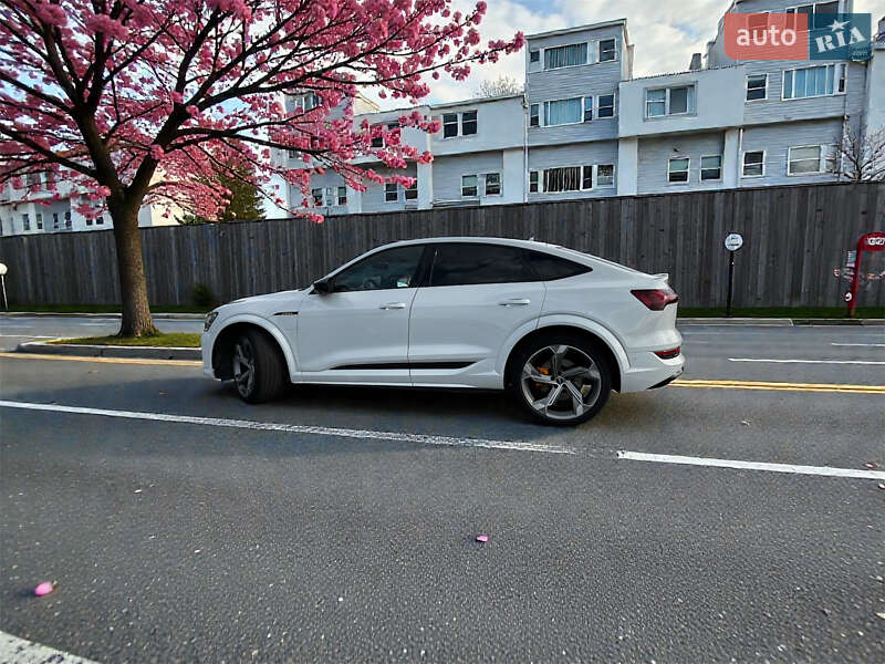 Внедорожник / Кроссовер Audi e-tron S Sportback 2021 в Киеве
