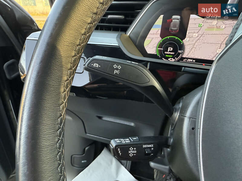 Позашляховик / Кросовер Audi e-tron S Sportback 2021 в Коломиї