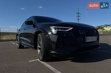 Внедорожник / Кроссовер Audi e-tron S Sportback 2022 в Ровно