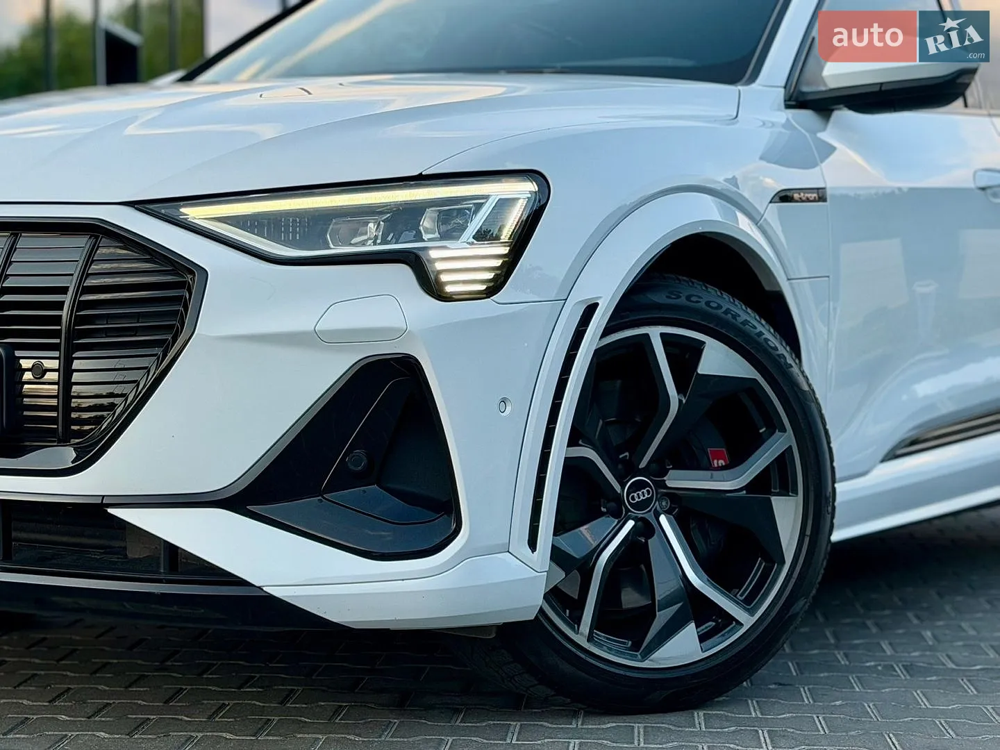 2021 Audi e-tron S Sportback - мініатюра 13