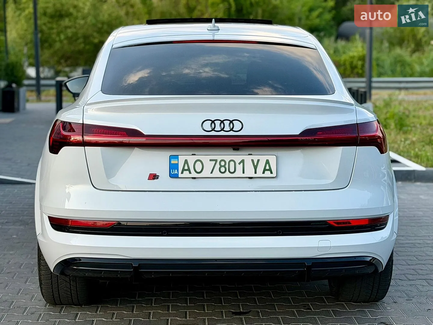 2021 Audi e-tron S Sportback - мініатюра 46