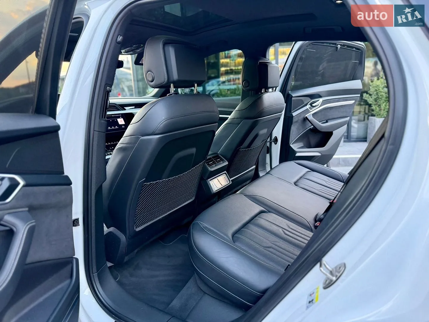 2021 Audi e-tron S Sportback - мініатюра 71