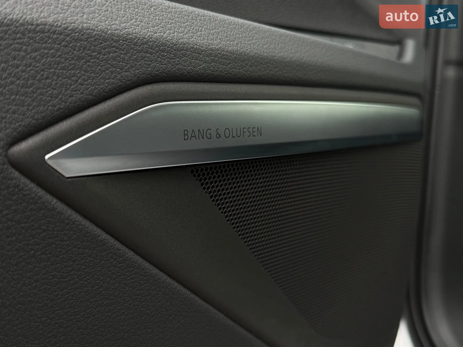 2022 Audi e-tron S Sportback - мініатюра 12