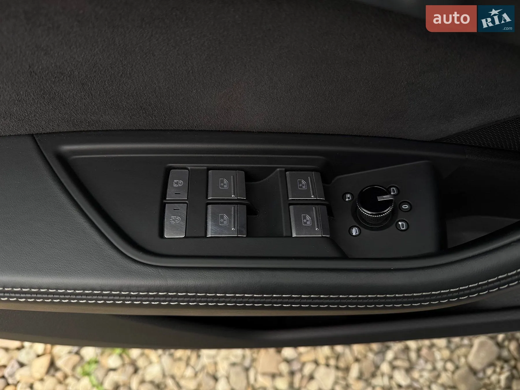 2022 Audi e-tron S Sportback - мініатюра 46