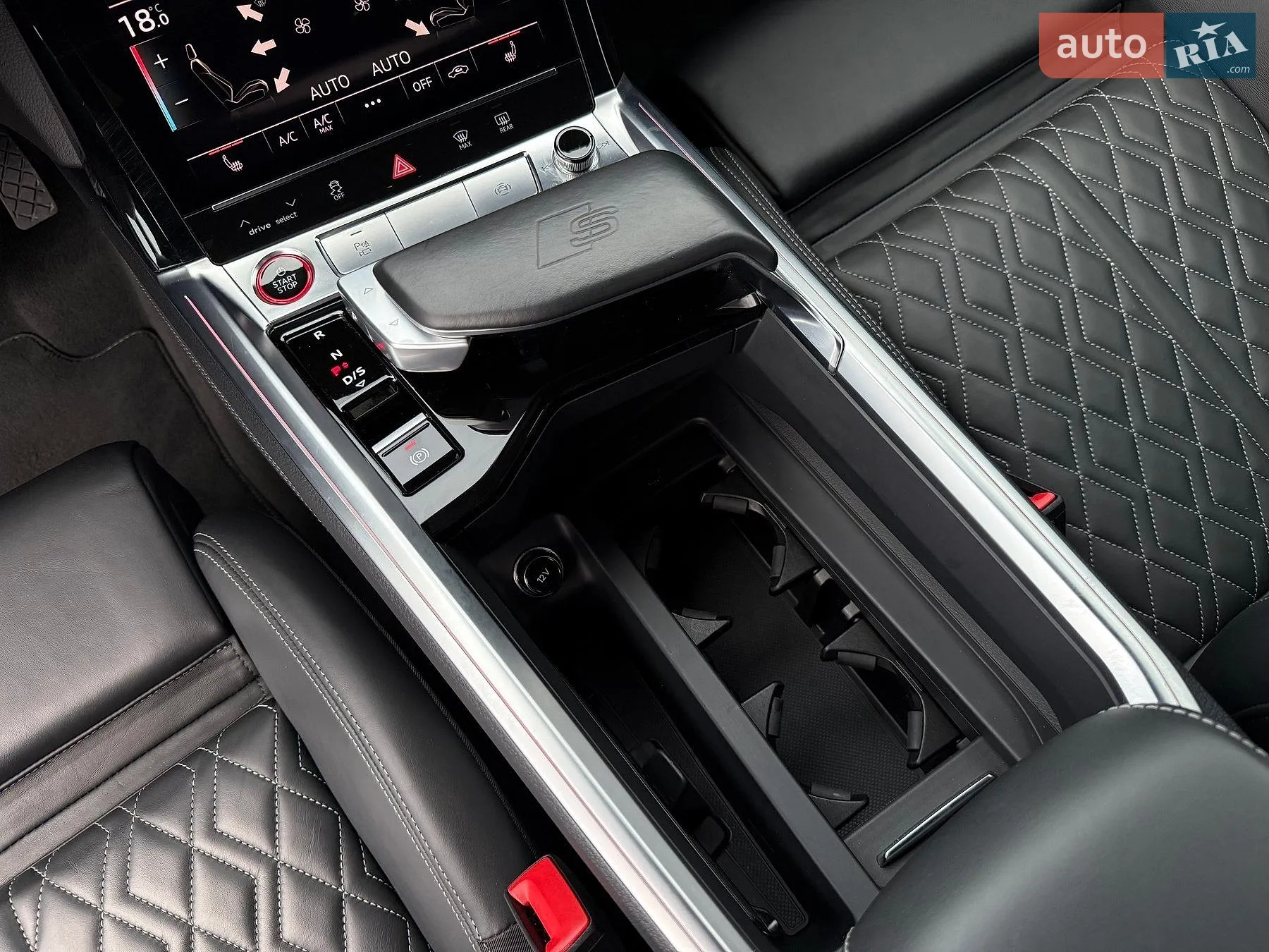 2022 Audi e-tron S Sportback - мініатюра 120