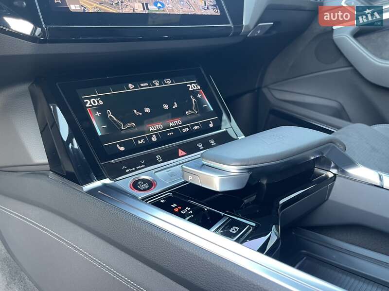 Внедорожник / Кроссовер Audi e-tron S 2021 в Киеве
