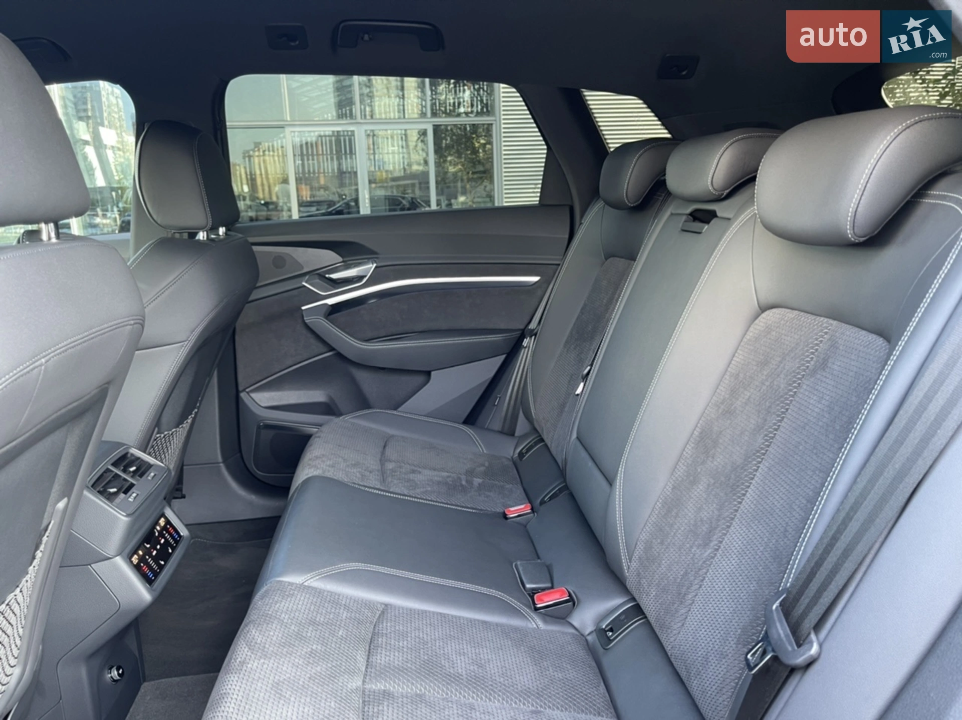 2021 Audi e-tron S - мініатюра 72