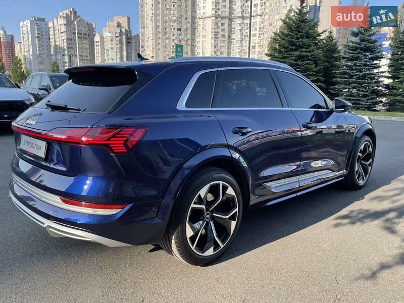 Внедорожник / Кроссовер Audi e-tron S 2021 в Киеве