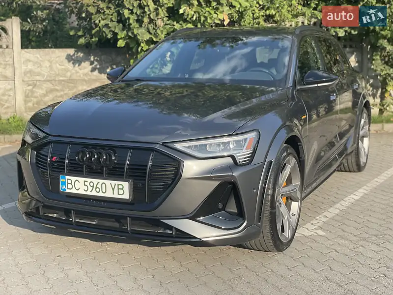 Audi e-tron S 2022