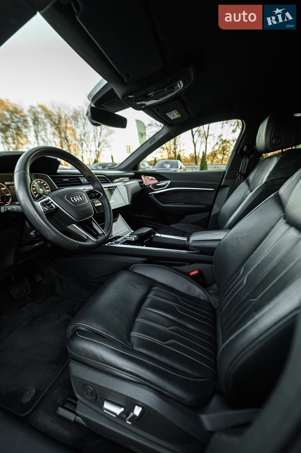 2021 Audi e-tron S - мініатюра 42