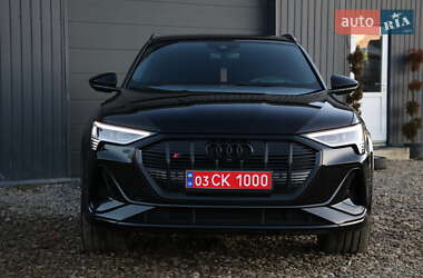 Позашляховик / Кросовер Audi e-tron S 2022 в Трускавці