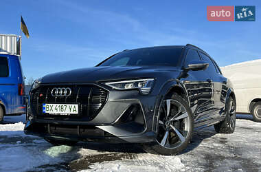 Внедорожник / Кроссовер Audi e-tron S 2020 в Хмельницком