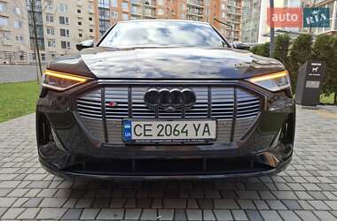 Внедорожник / Кроссовер Audi e-tron S 2021 в 