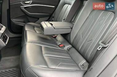 Внедорожник / Кроссовер Audi e-tron S 2020 в 