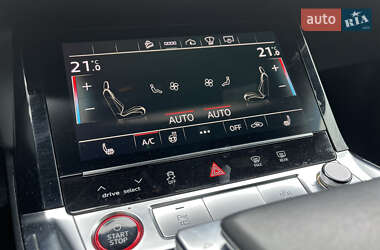 Внедорожник / Кроссовер Audi e-tron S 2020 в 