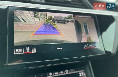 Внедорожник / Кроссовер Audi e-tron S 2020 в 