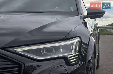Внедорожник / Кроссовер Audi e-tron S 2021 в 