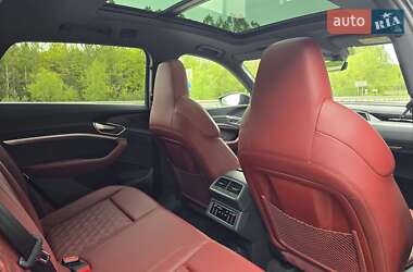 Внедорожник / Кроссовер Audi e-tron S 2021 в 