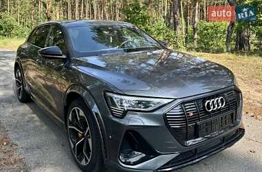 Audi e-tron S 2021