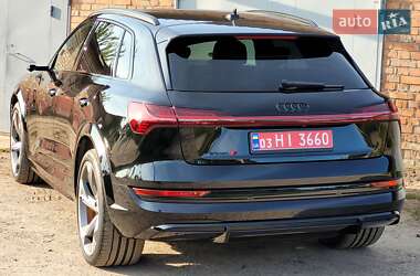 Внедорожник / Кроссовер Audi e-tron S 2022 в 