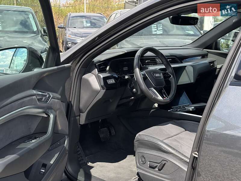 Внедорожник / Кроссовер Audi e-tron S 2021 в Львове