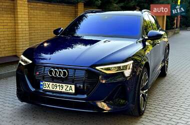 Внедорожник / Кроссовер Audi e-tron S 2020 в 