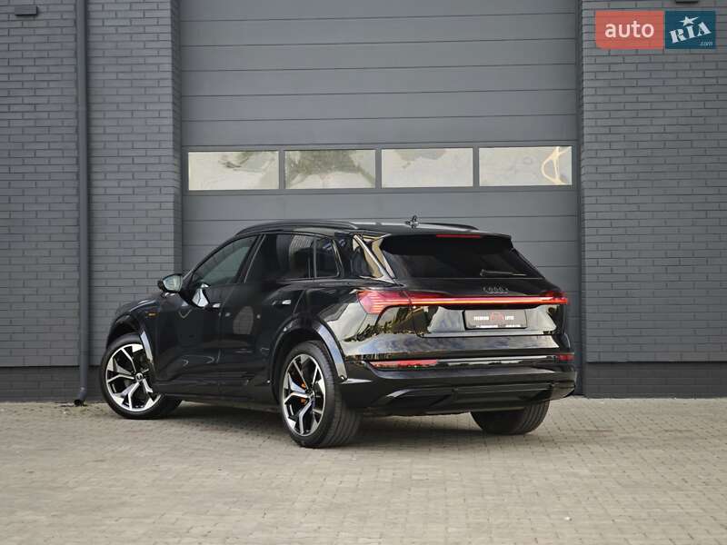 Внедорожник / Кроссовер Audi e-tron S 2022 в Луцке