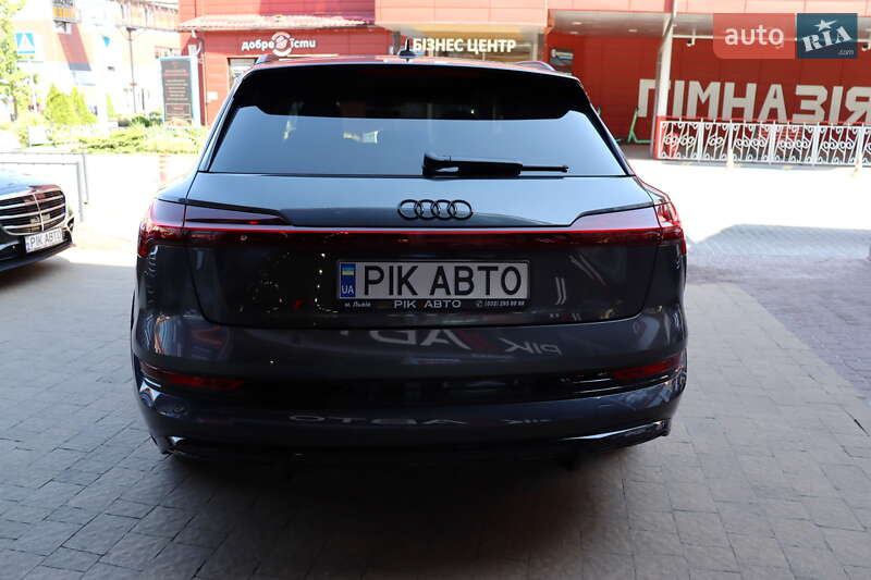 Позашляховик / Кросовер Audi e-tron S 2022 в Львові фото 7 Позашляховик / Кросовер Audi e-tron S 2022 в Львові