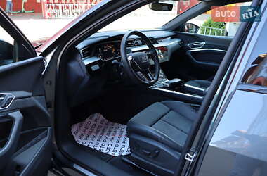 Позашляховик / Кросовер Audi e-tron S 2022 в Львові