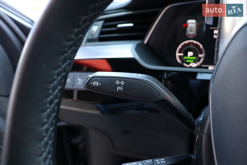 Позашляховик / Кросовер Audi e-tron S 2022 в Львові фото 26 Позашляховик / Кросовер Audi e-tron S 2022 в Львові