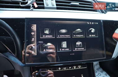 Внедорожник / Кроссовер Audi e-tron S 2022 в 