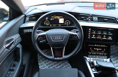 Позашляховик / Кросовер Audi e-tron S 2022 в Львові