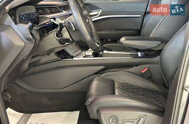 Внедорожник / Кроссовер Audi e-tron S 2021 в 