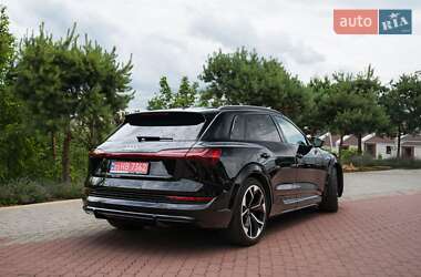 Позашляховик / Кросовер Audi e-tron S 2022 в Житомирі