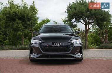 Позашляховик / Кросовер Audi e-tron S 2022 в Житомирі