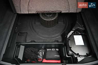 Внедорожник / Кроссовер Audi e-tron S 2022 в 