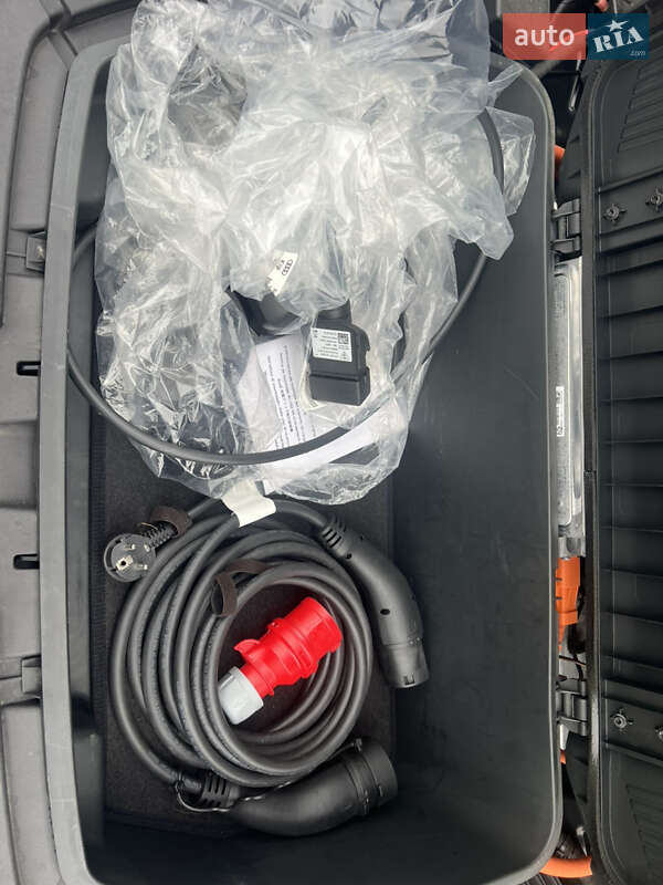 Внедорожник / Кроссовер Audi e-tron S 2021 в Василькове фото 43 Внедорожник / Кроссовер Audi e-tron S 2021 в Василькове